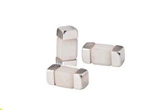 quality  Withstand Inrush CQ24LT 002 6.1x2.6mm Ceramic Time Lag Chip Fuse 2A 350V 6125 For LED Lighting Overcurrent Protection factory