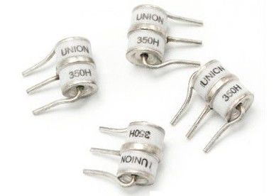 Low Capacitance SE8 Series 3 Electrode 8x10mm Ceramic Gas Discharge Tube GDT 75-600V 20% 10KA For Power Supplies